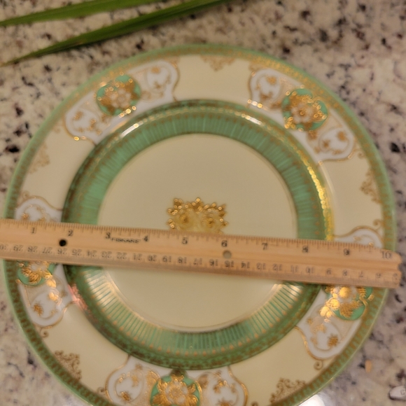 Vintage Beautiful Gold and Green Japanese Plate - Picture 5 of 7